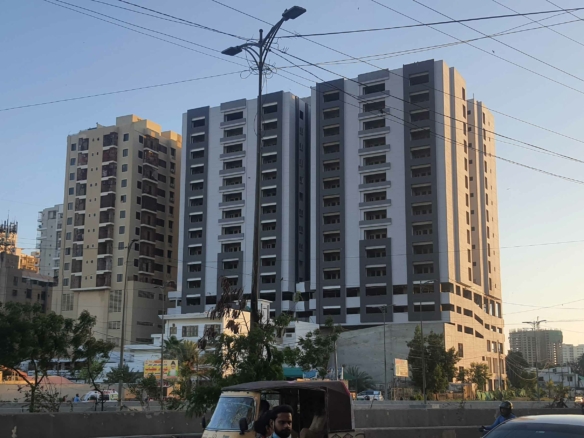 Luxurious 2 Bedroom Flat for Rent in Metro Central Plaza