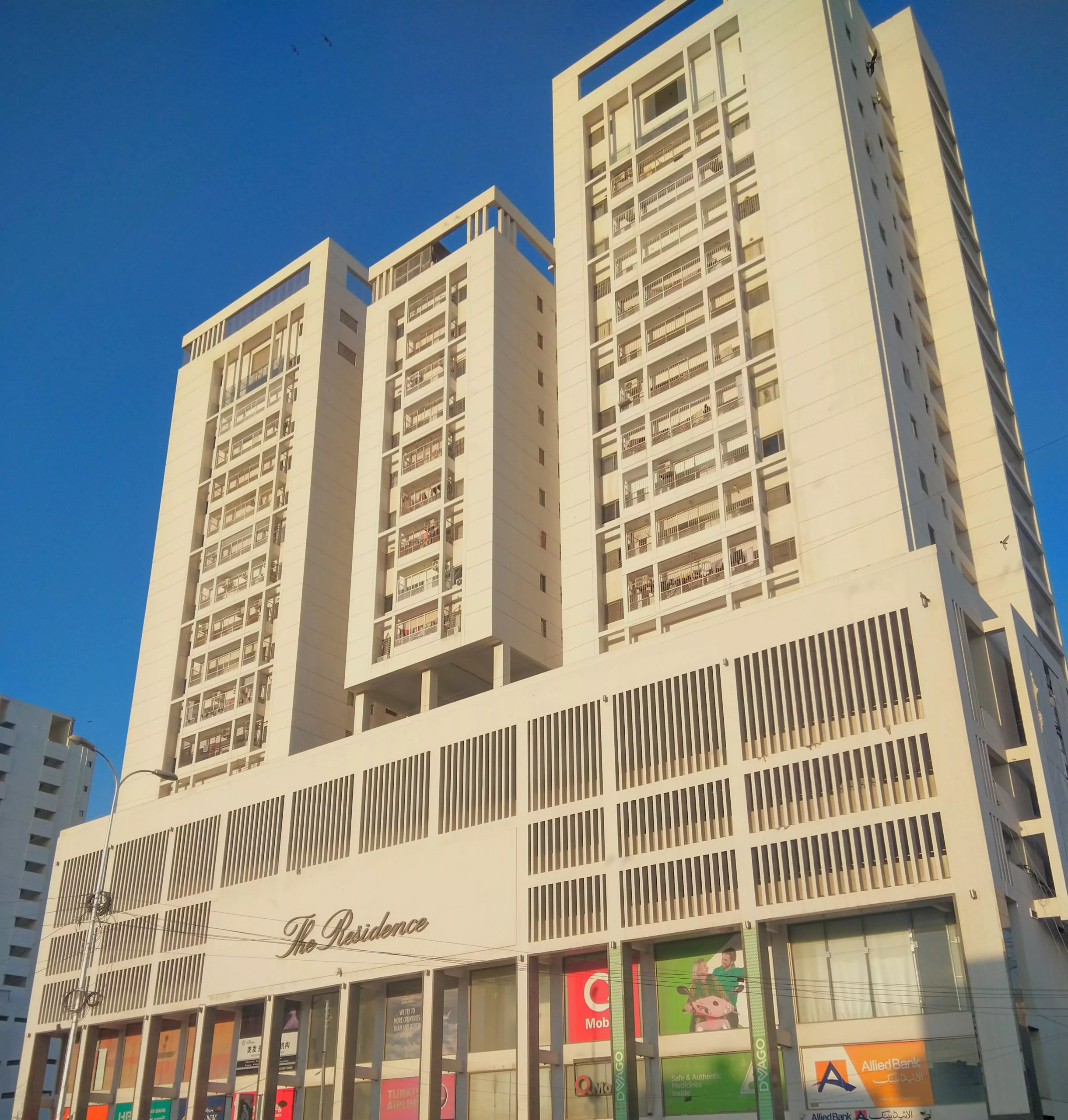 The Residence Clifton 3 Bedroom Flat for Sale in Block 8 (6) Luxury 3 Bed Flat for Sale in The Residence Tower Clifton