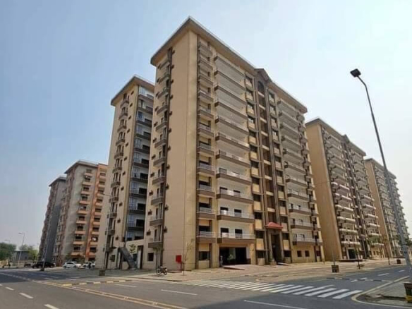 Luxurious 3-Bedrooms Flat for Rent in Askari 5 Karachi