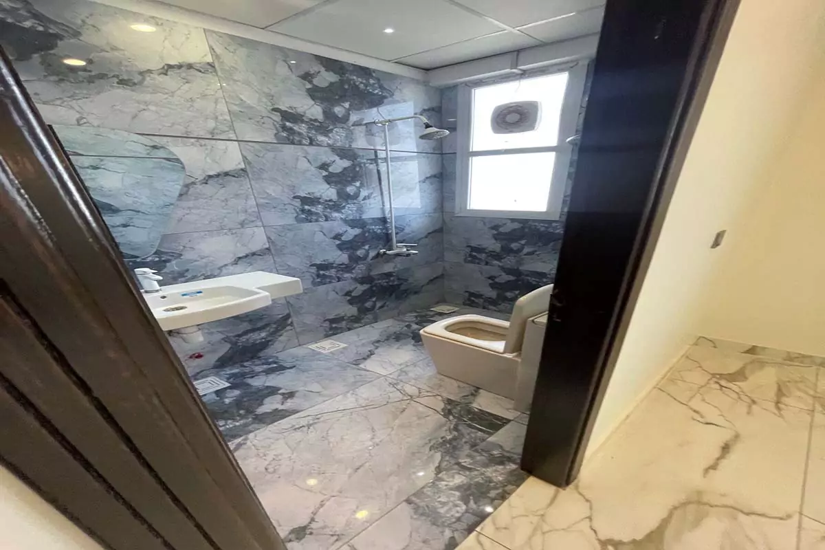 Brand New Clifton Flats for Sale—Prime Location in Clifton Block 7, Karachi (6) Brand New Clifton Flats for Sale—Prime Location in Clifton Block 7, Karachi